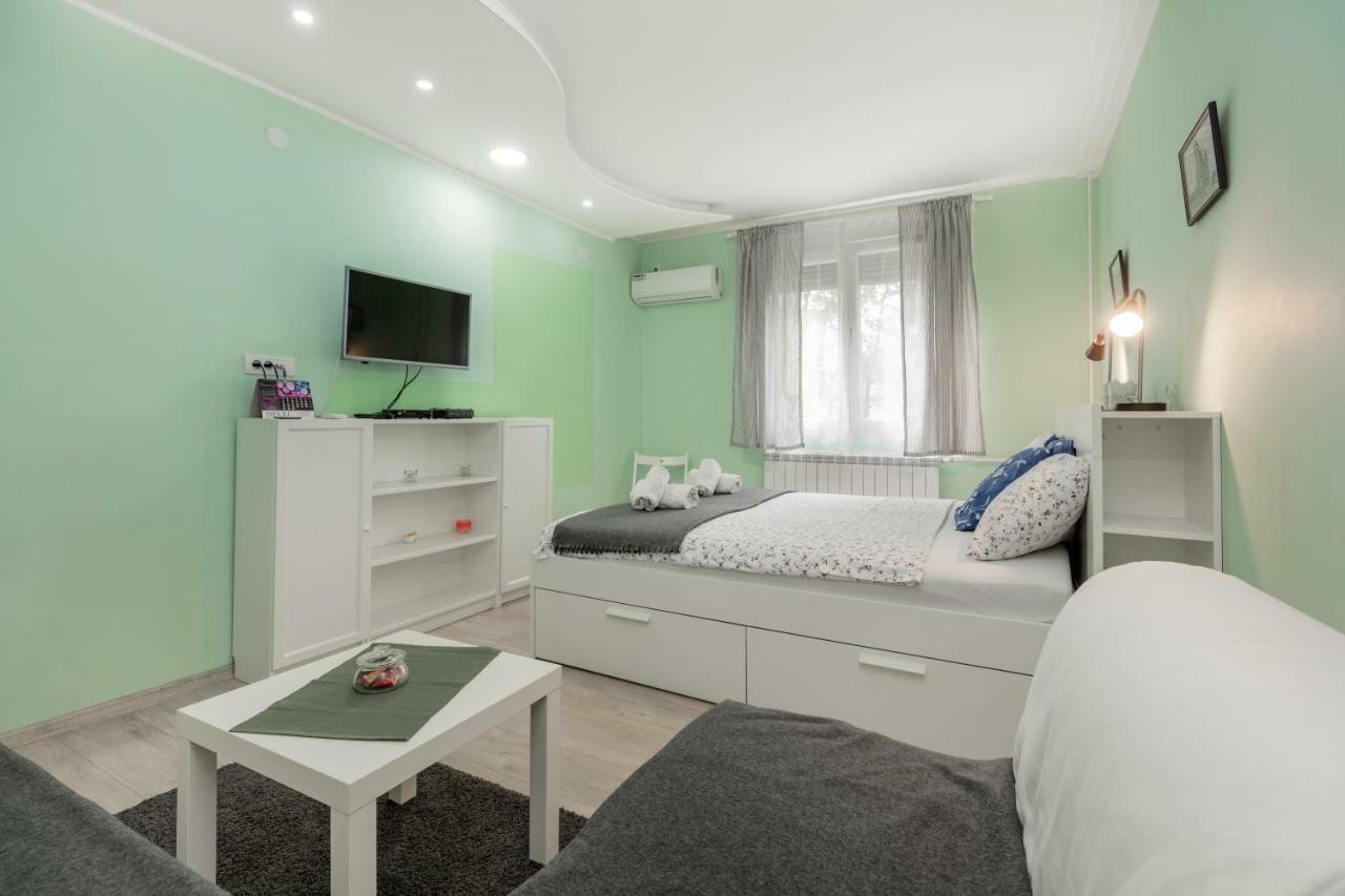 Apartman Gloria 2 Belgrad Exteriör bild